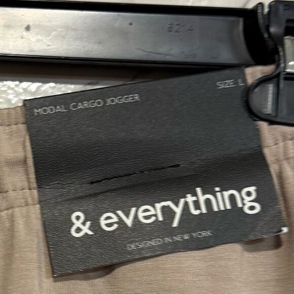 NEW Men’s Modal Cargo Jogger Pants - Tan Size L - Picture 2 of 5